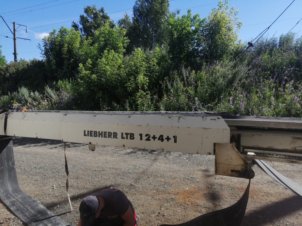 Ремонт конвейерной ленты на транспортёре Liebherr