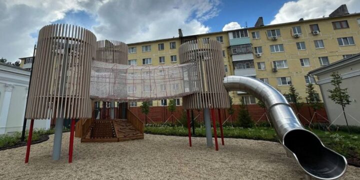 Детская площадка