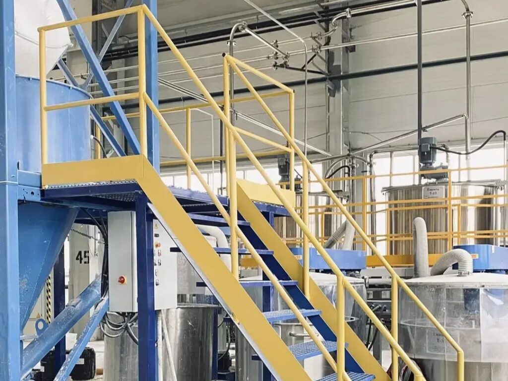 Площадки обслуживания на производство